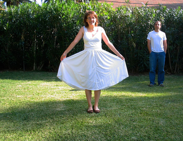 A few T-shirts, some sewing skillz and by golly, that's your wedding dress sorted. 